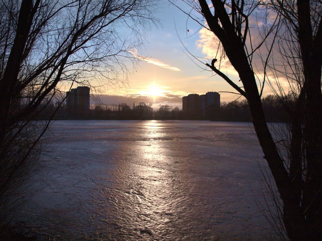 Lodowy zachód Ice sunset by Małgorzata Kasiewicz