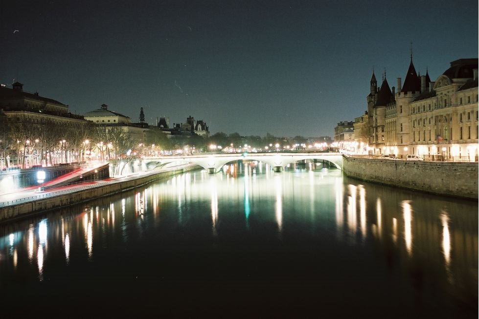 La belle Seine by Javier Villanueva Sá…