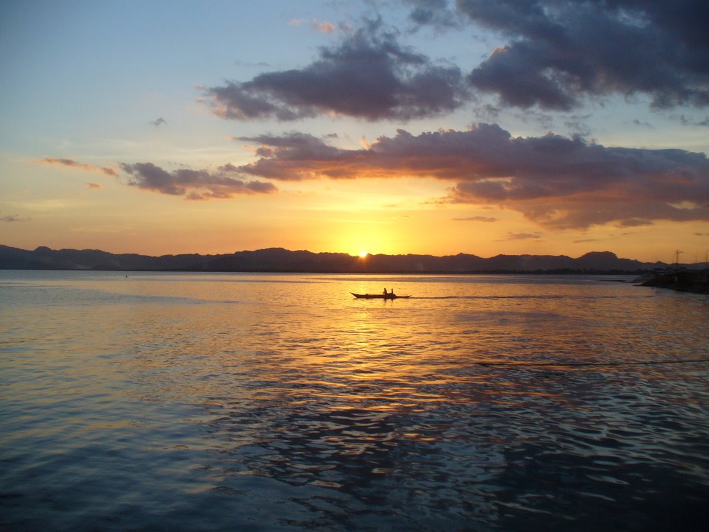 Sunset in Ormoc Bay by Lei Margaret