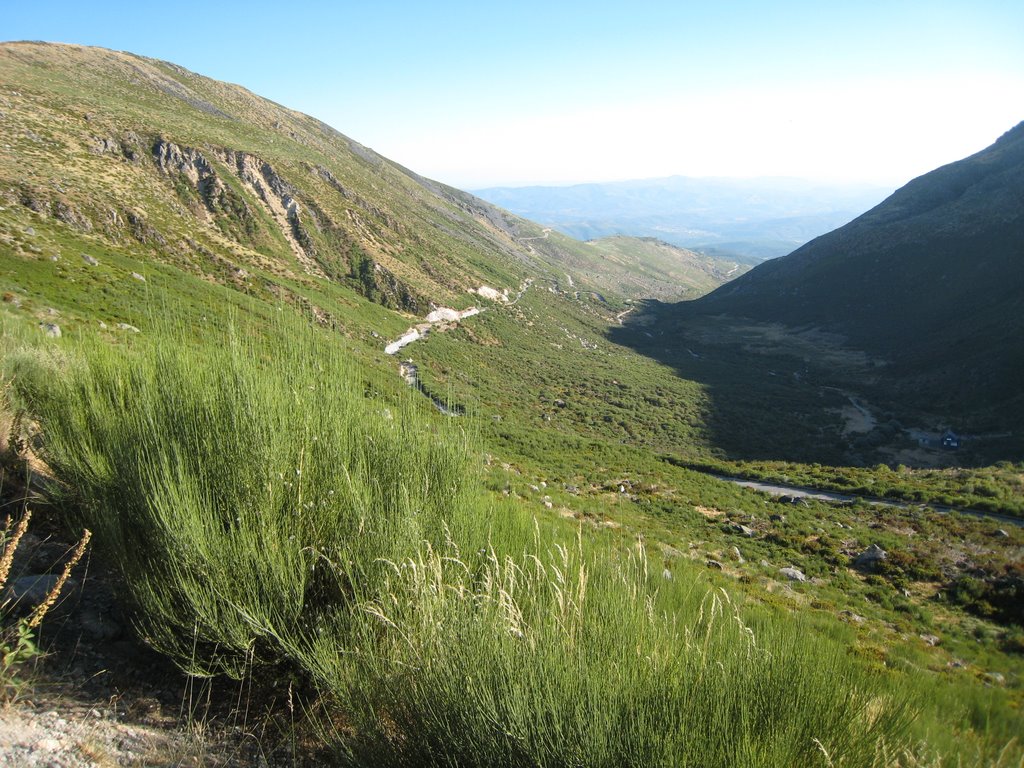 Serra da Estrela, Caminho aventuroso by Raul Nunes