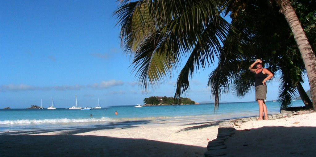 Île Saint Pierre by Denis Bourgeade