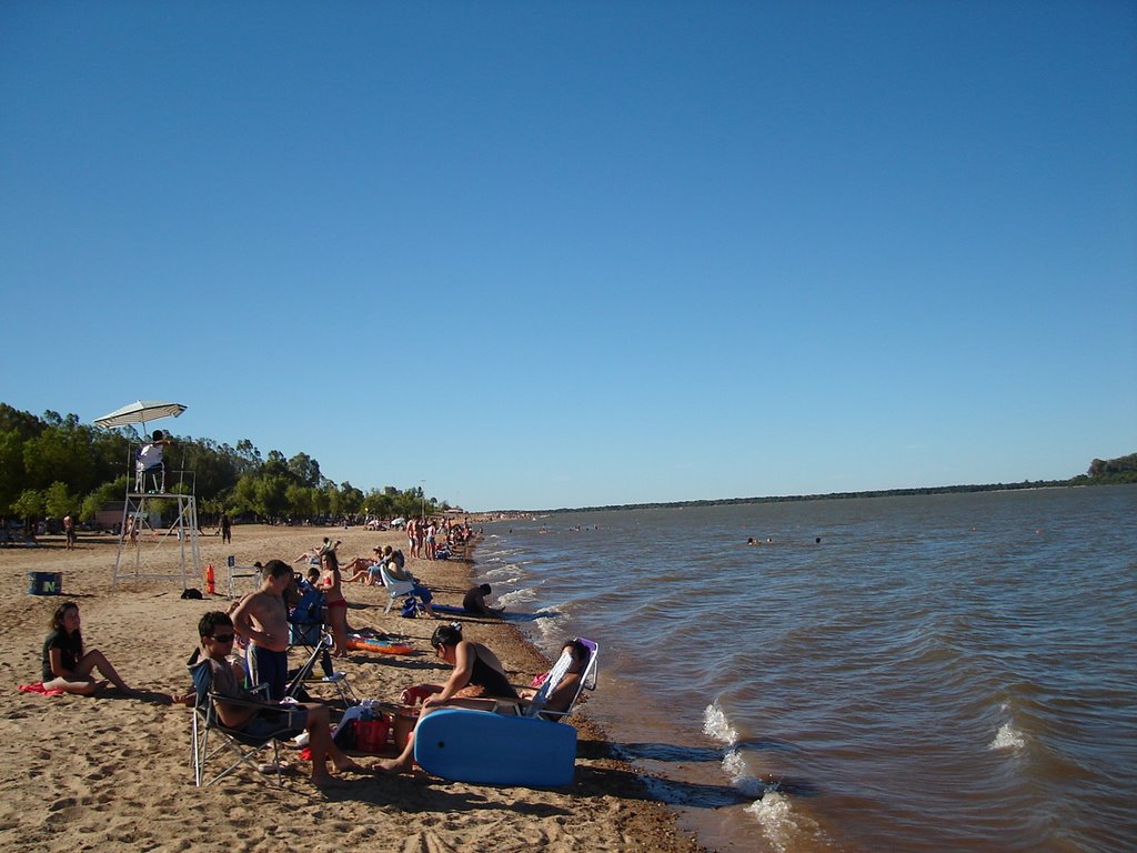 Playa Nueva by Juan Manuel Luna