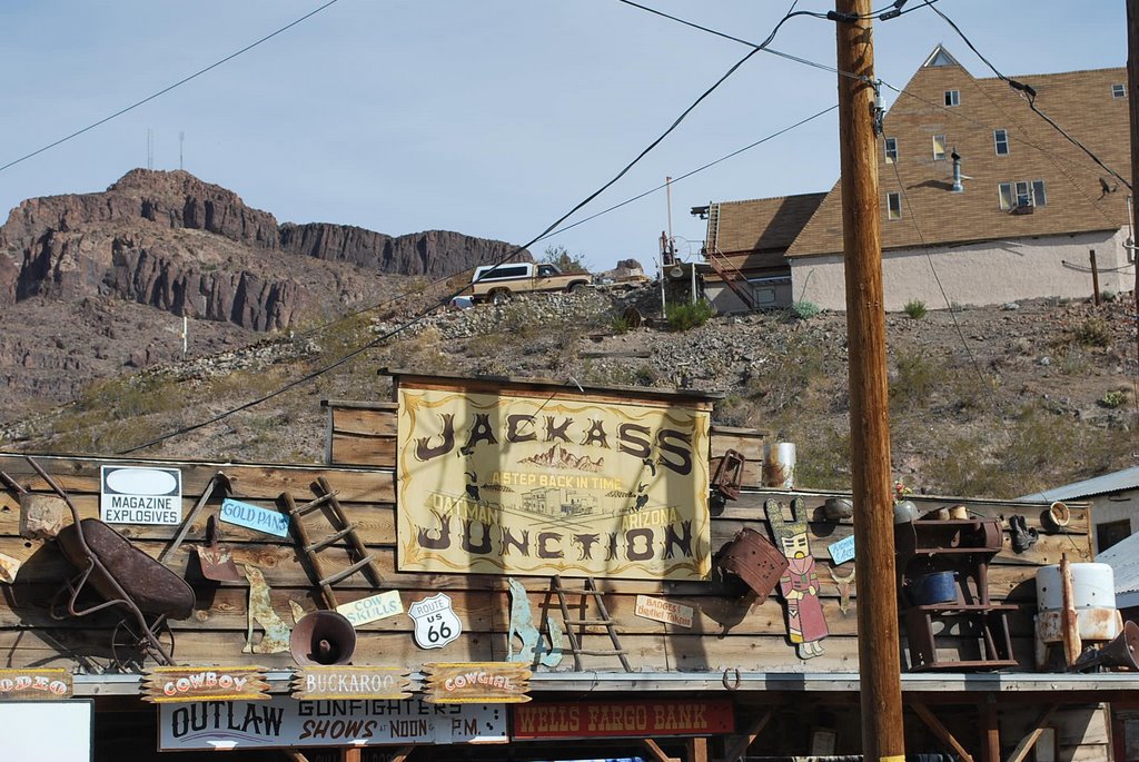 OATMAN by reivax