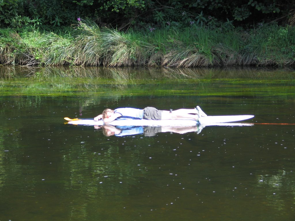 Relaxing on the river by arjan wiegel