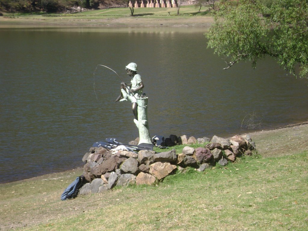 Niño en Laguna de Juanacatlán by futygumm