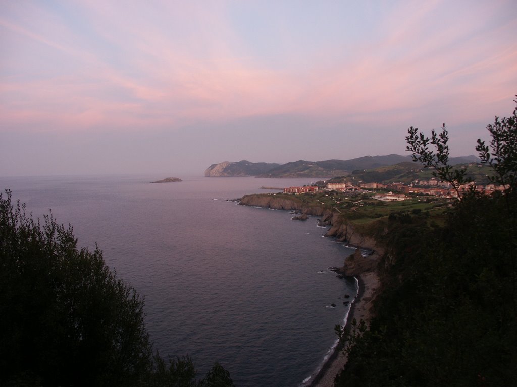 Bermeo by Pablo Urkiola