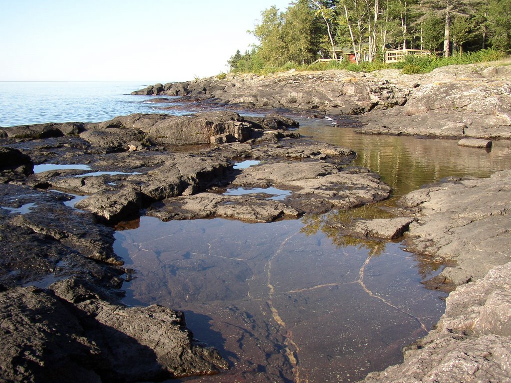 Sugar Beach Resort, Tofte, MN, Lake Superior Pools with Quartz Crystal Veins by dataminn