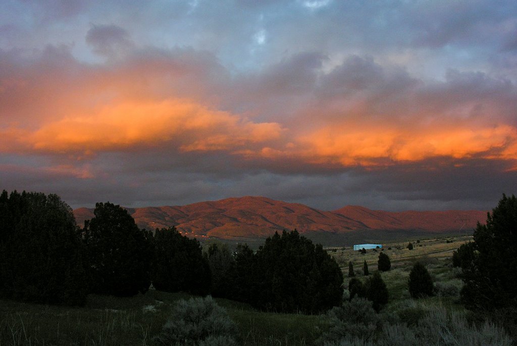 Glowing sunset from Pocatello, Idaho's West Bench by Ralph Maughan