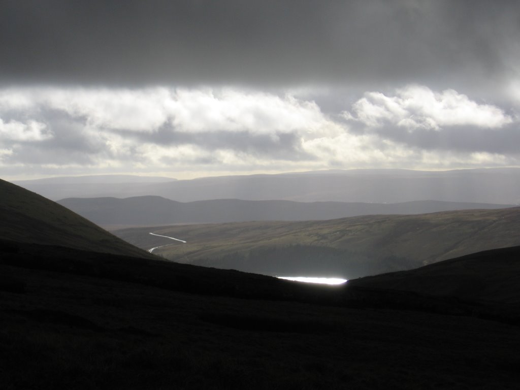 View from between Corn Du and Pen y Fan by Vectisnunsuch