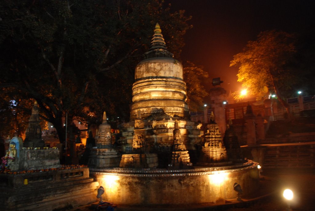 At night in Mahabodhe by Art_msw