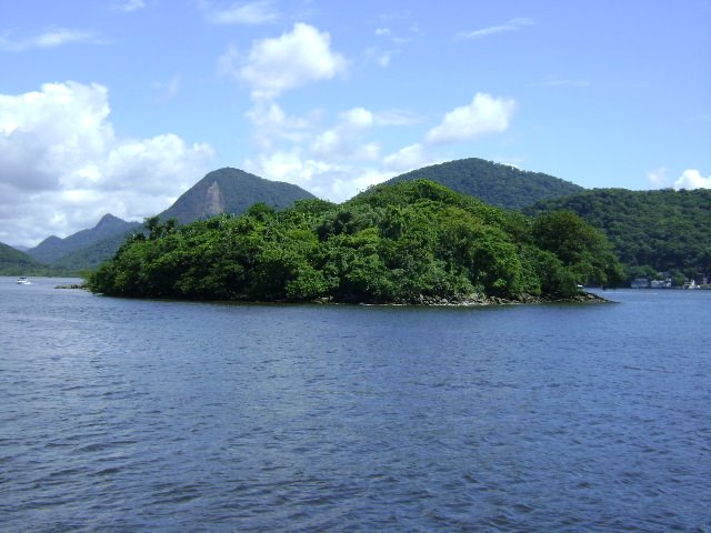 Ilha dos ratos baía de guaratuba by ANDRÉA CANELAS