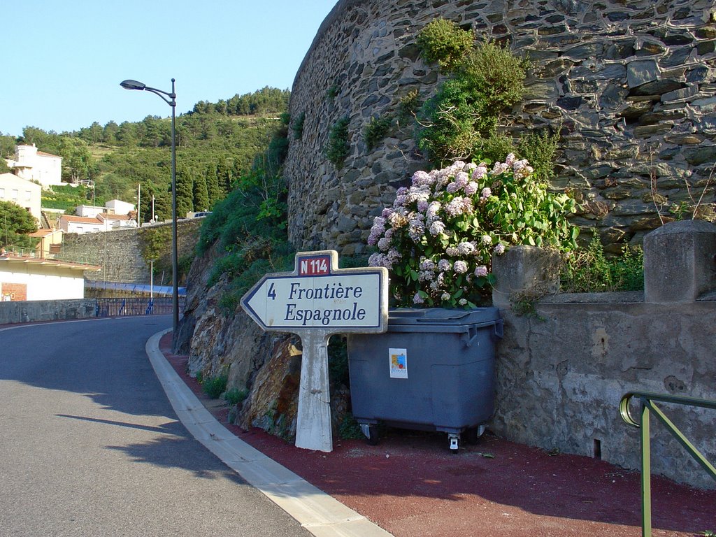 Frankreich_Languedoc-Roussillon_Cerbère by Elmokula