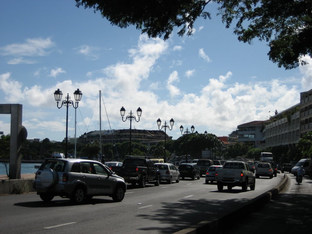 Le Traffic - Tahiti by Peter Gill | UK