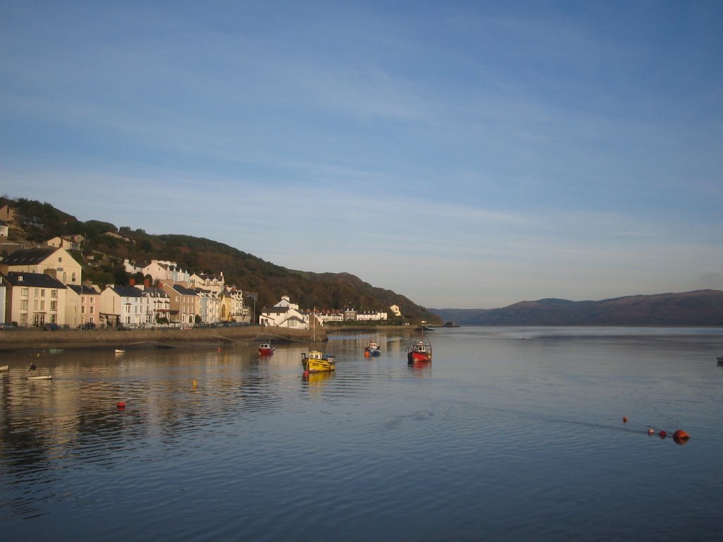 Aberdovey Village From the Pier by GusParker