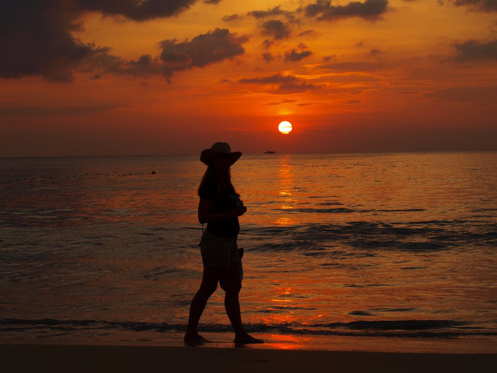 SUNSET BY KARON BEACH by SONER KOCA