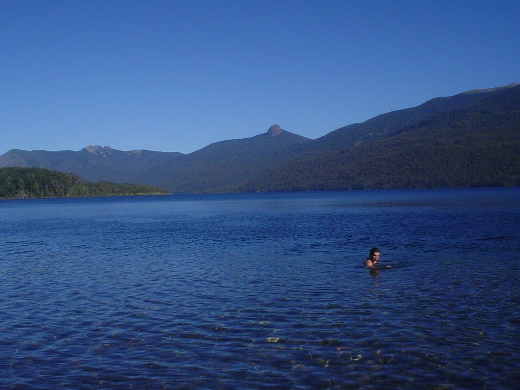 Camping Nonthue - Lago Lacar 4 by ma&mi