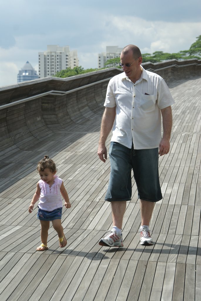 Henderson Waves by Jakob Varming