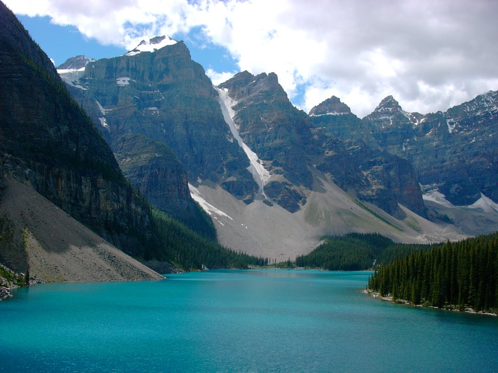 Moraine Lake by mhurst