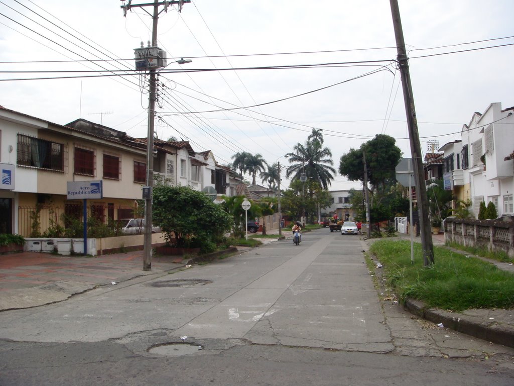 3 de Julio, Cali, Valle del Cauca, Colombia by carlos alberto arang…