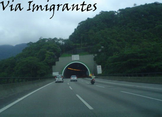 Tunel na Rod. Imigrantes by CLOVIS COSTA DE BARR…