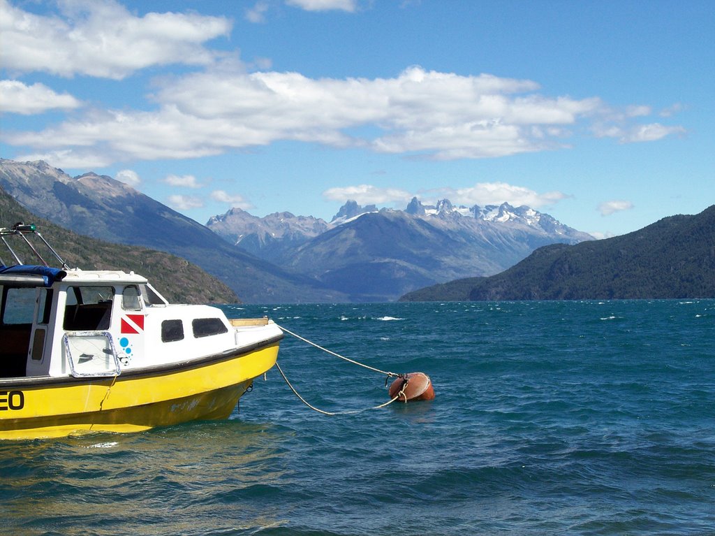 Lago, Lancha y Cerro (Lake, Boat and Hill) by Diego Canossa