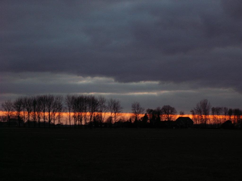 Zonsondergang vanaf Stutenstreek Woldendorp. by Tjeert.Mensinga ©