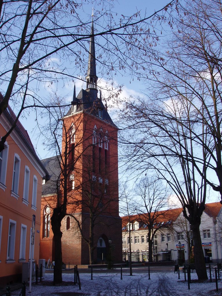 Vierradener Platz by Ronald Mühlenhaupt