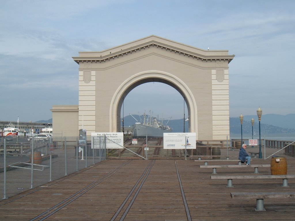 Old Ferry Arch by olli981