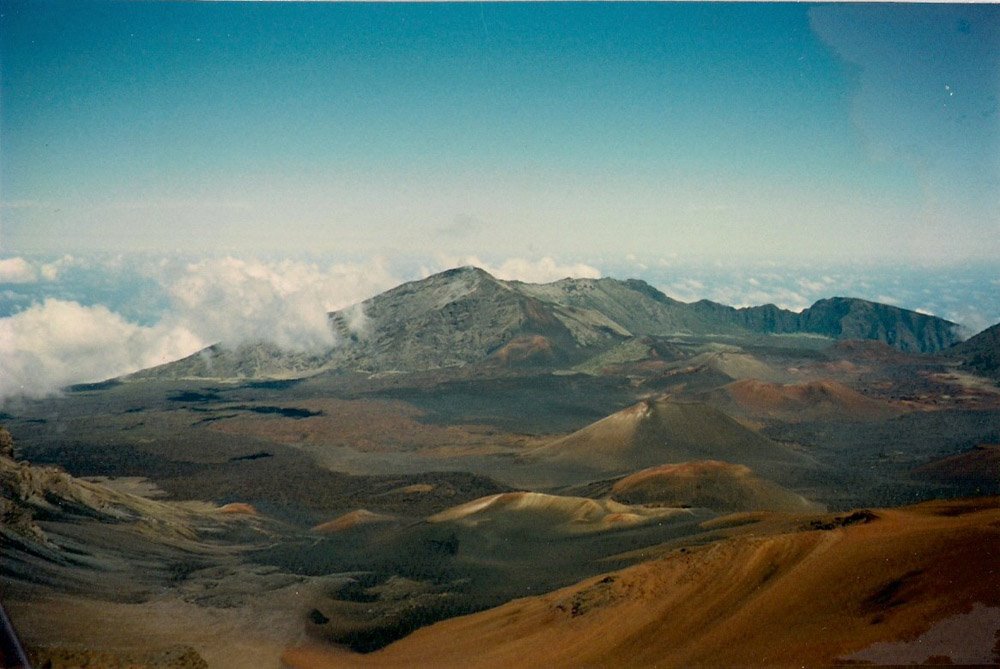 Looking into Haleakala Crater, Maui 1997 by kc7rqq