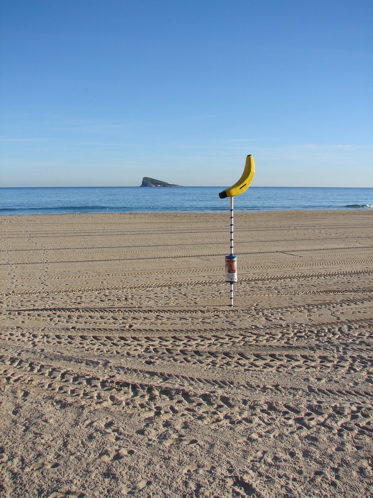 Meeting Point Benidorm Beach - Punto de referencia en playas de Benidorm by Casimiro Diaz