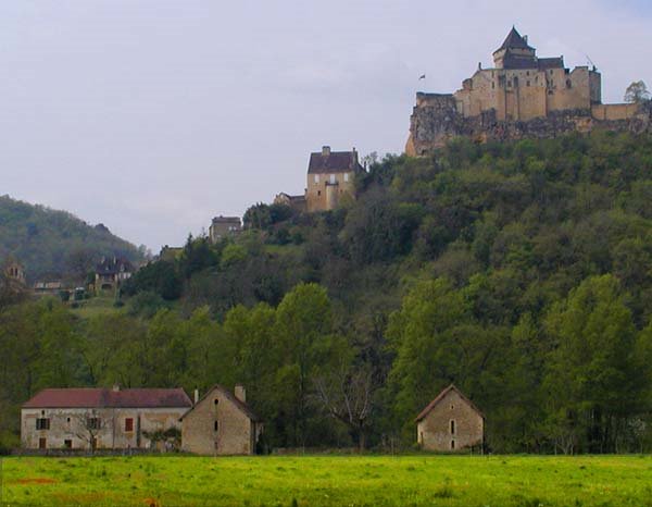 Saint Julien, Dordogne, France by isogood