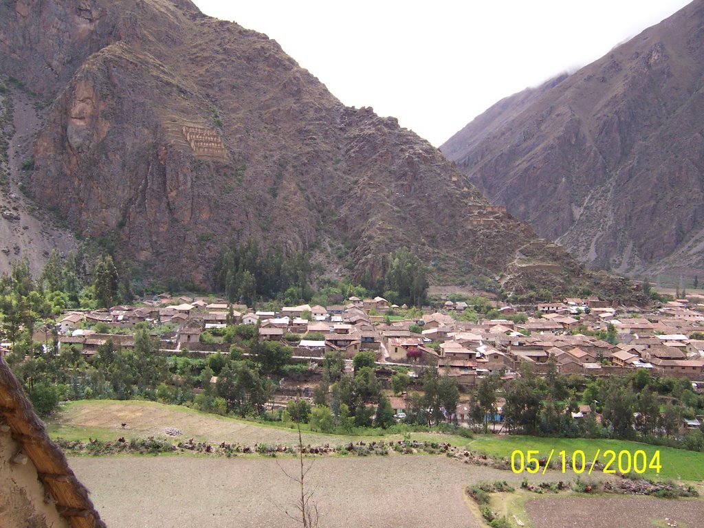 Sector de Ollantaytambo by Wilfredo Valverde