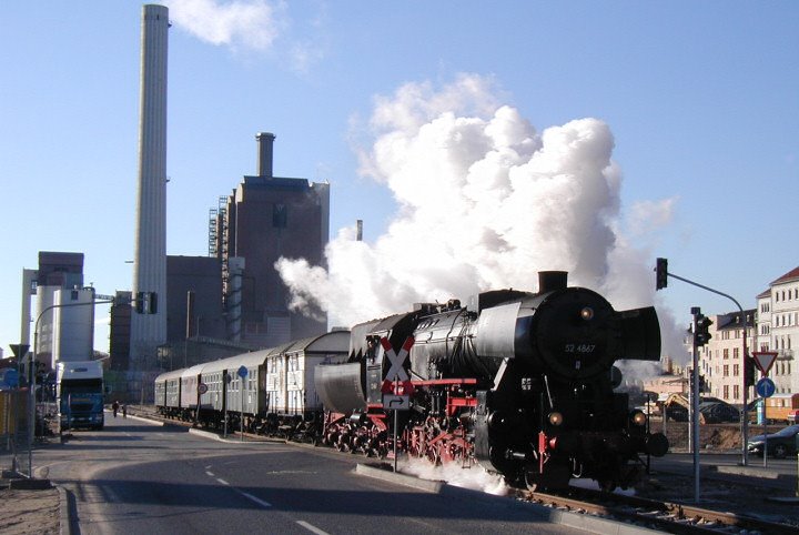 Historische Eisenbahn Frankfurt 52 4867 auf der Hafenbahn unterwegs by Michael Ruge