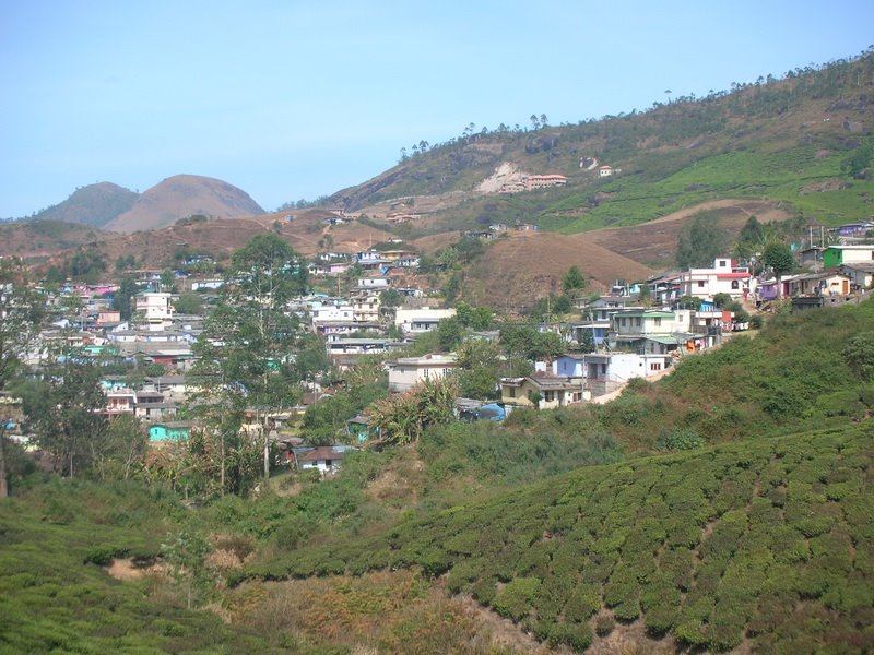 Munnar Town by sasheeraj