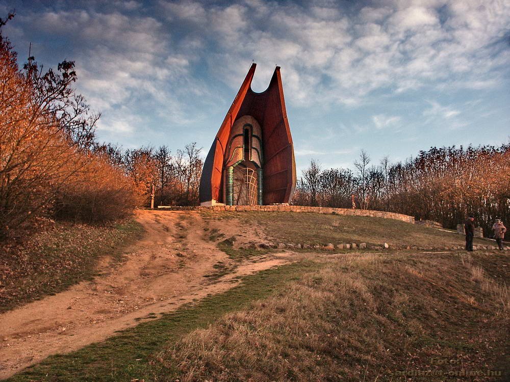 Monument Pákozd-Sukoró PICT0484-1 by A. Zoltán Sárdi (pho…