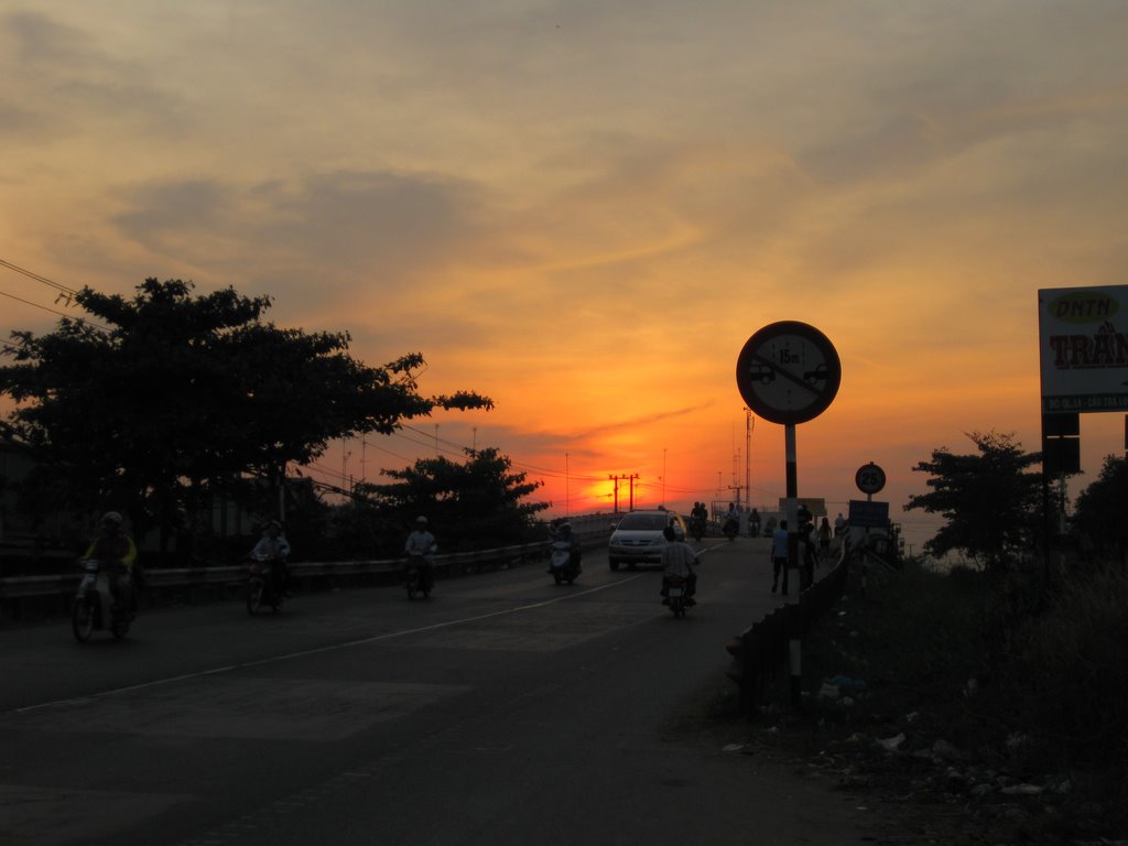 Cầu Trà Lọt (Hòa Khánh) - Bridge by Nam Tuan