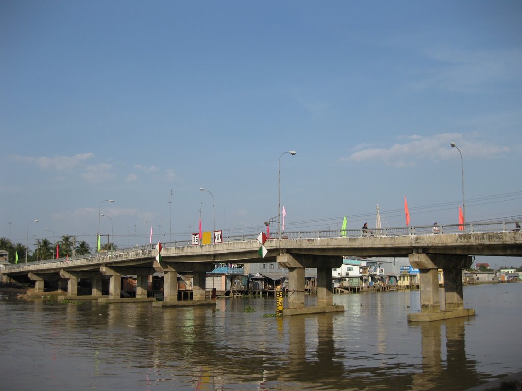 Cầu Cái Bè - Bridge by Nam Tuan