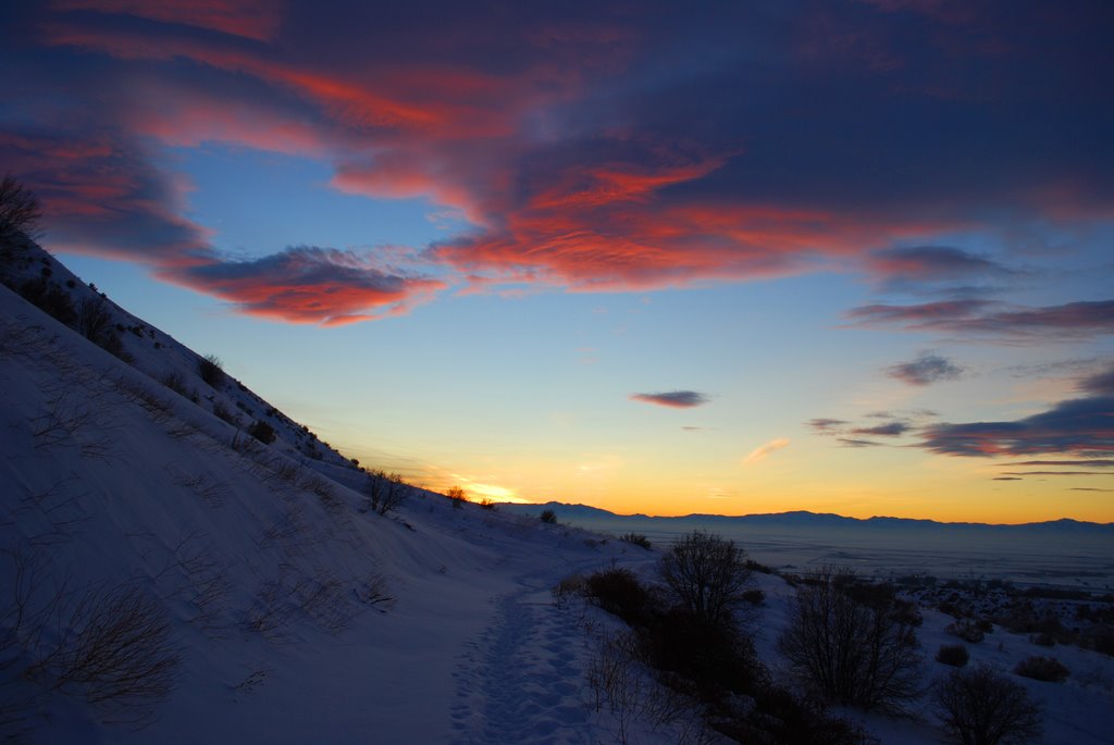 Looking out of Perry Canyon at the sunset by TDH Photography