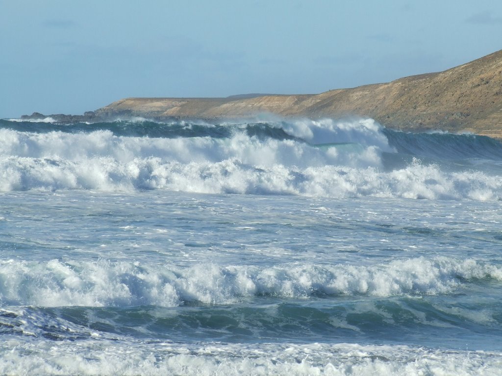 GRANDES OLAS by fuerteventuragirl