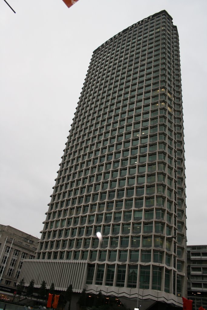 Centre Point, once: what's the point? by keepclicking