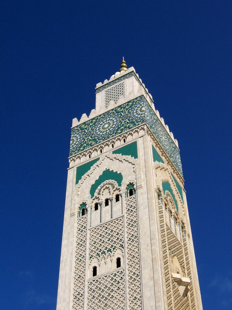 Turm der Hassan II. Moschee by TULLUS