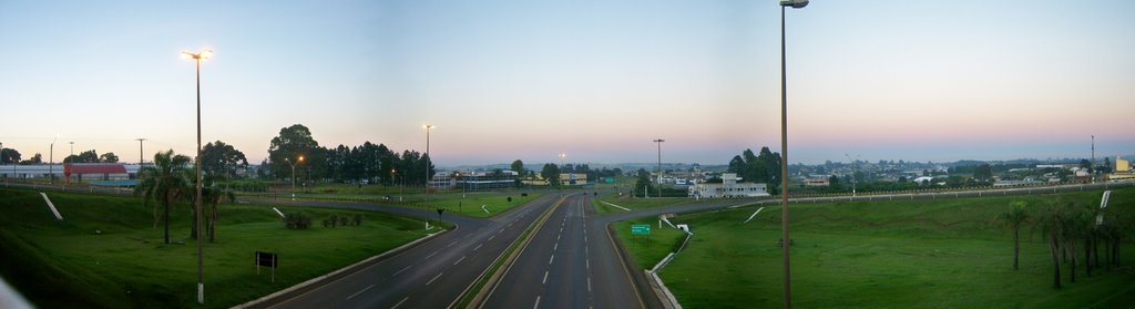 "TREVÃO" Viaduto de Guarapuava sentido Foz do Iguaçú by Loivinho A.M.França