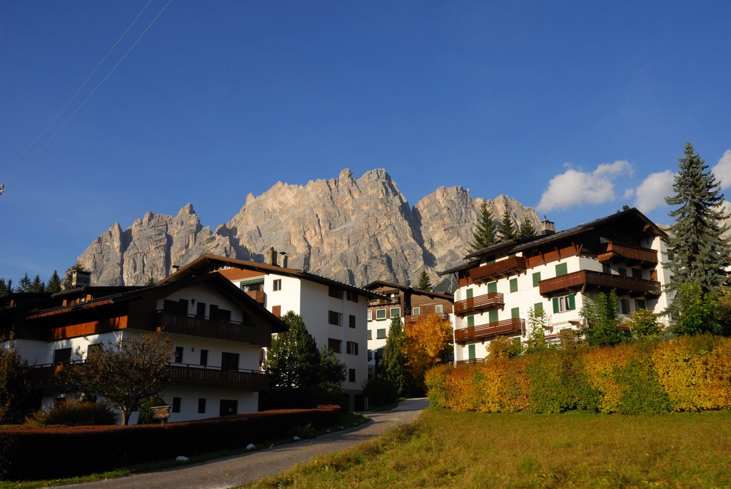 Dolomiti towering over Cortina by NlKOS