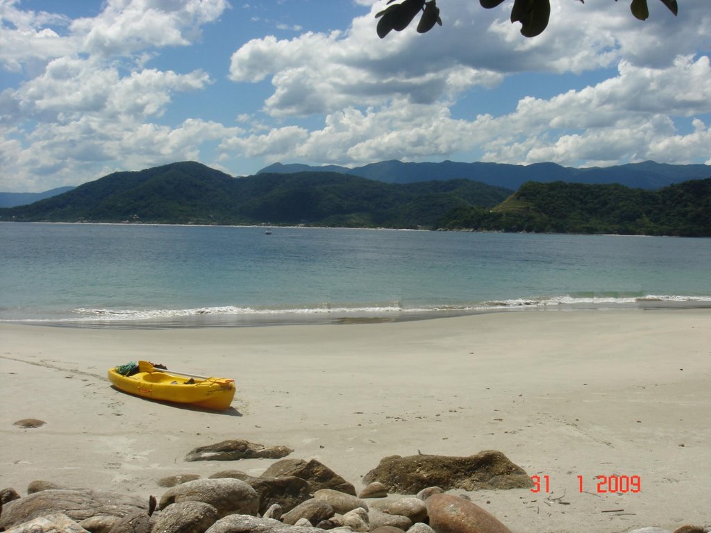 JUQUEHY PRAIA GRANDE DAS ILHAS by RENE LASSERRE FILIPPI