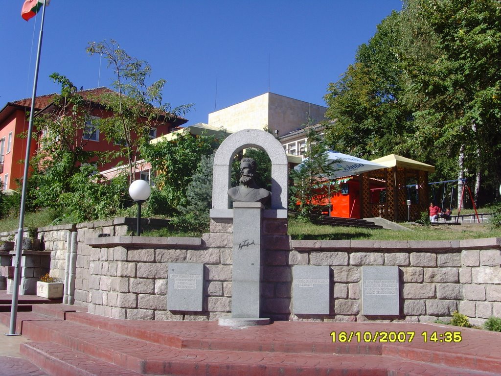 Monument of Hristo Botev by ravanelli