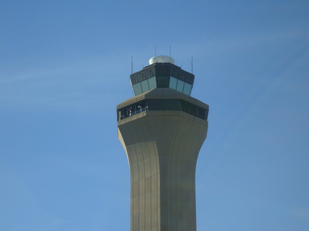 Houston IAH Contrlol Tower by jishua7