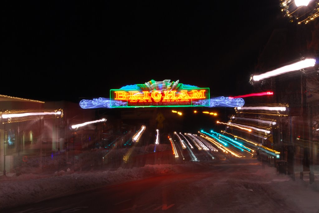 Brigham City Arch: slide zoom exposure by TDH Photography