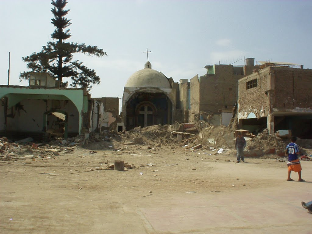 Pisco, capilla Belén destruida, Terremoto Ago. 2007 by Jose_Maria_Quiroz