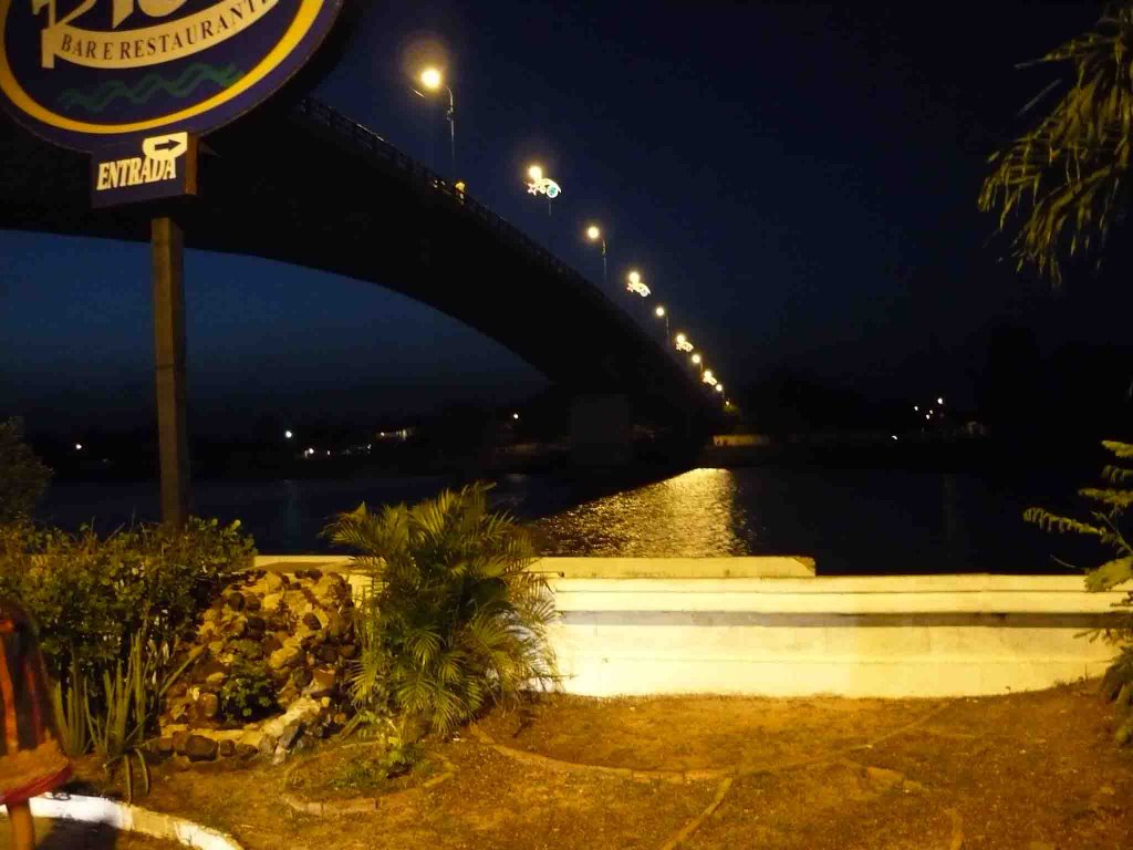 Ponte sobre o Rio Parnaíba, PI by Márcio Jorge