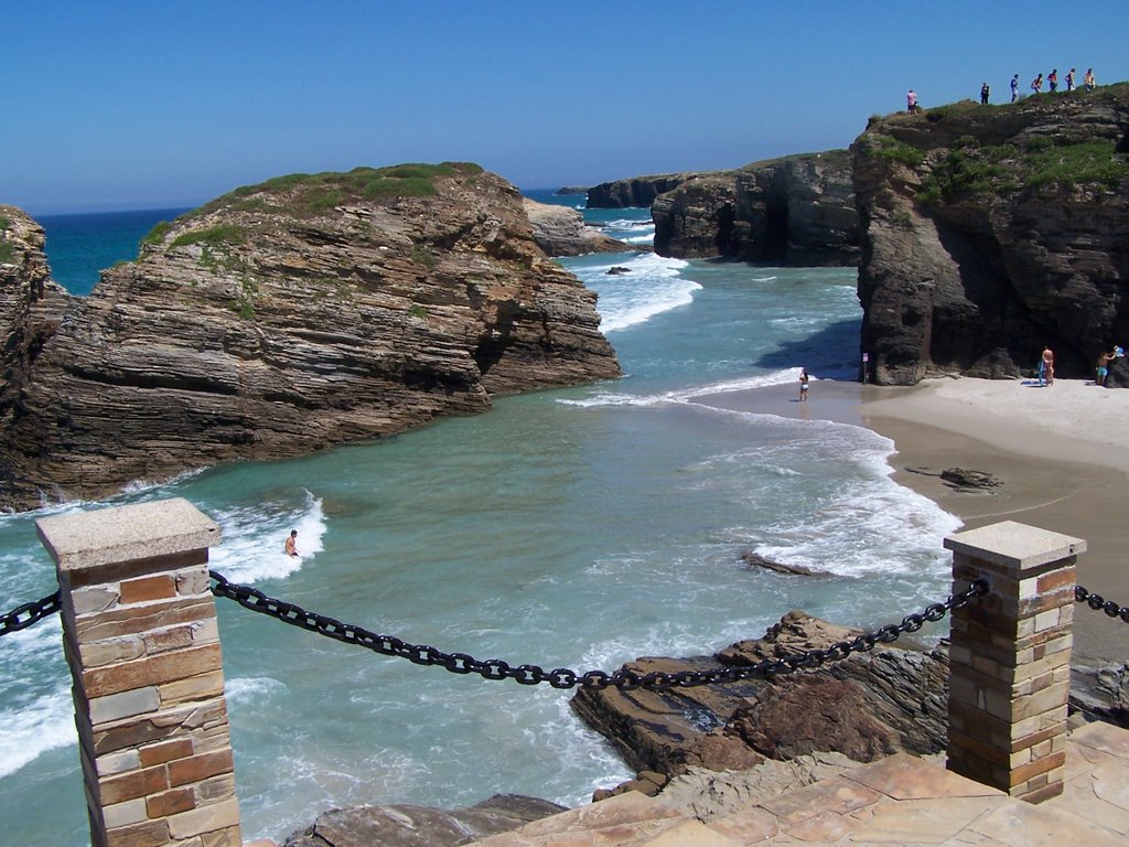 Playa de las Catedrales - Casi alta marea... by saepiga